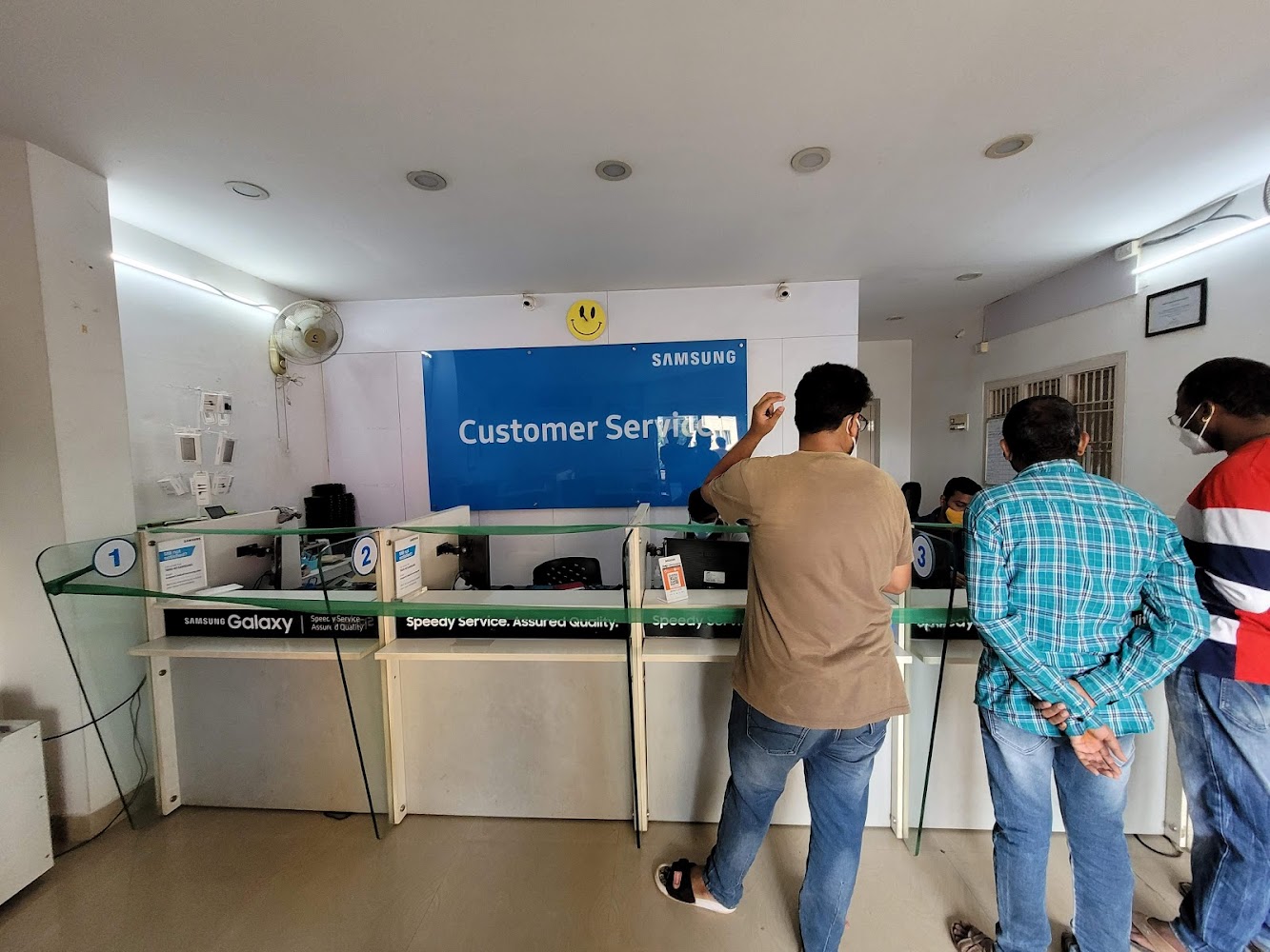 supermarket image