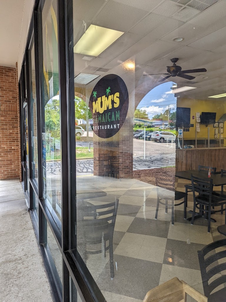 Mum's Jamaican Restaurant 27604