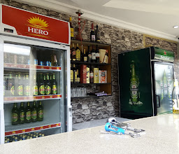 Leisure's Lounge And Resturant photo