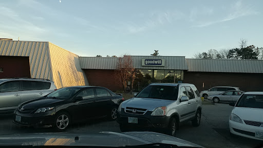 Thrift Store «Goodwill Store & Donation Center», reviews and photos