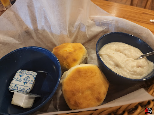 American Restaurant «Cracker Barrel Old Country Store», reviews and photos, 23030 Indian Creek Dr, Sterling, VA 20166, USA