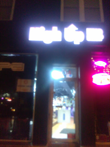 Hookah Bar «High Up Head Shop», reviews and photos, 1434 N High St, Columbus, OH 43201, USA