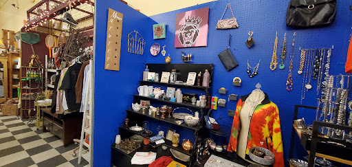 Antique Store «Craftiques Mall - NW Military», reviews and photos, 2375 NW Military Hwy, San Antonio, TX 78231, USA