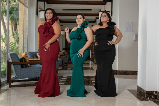 Curves Plus Size Boutique