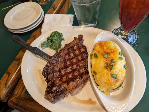 Restaurant «The Coachman», reviews and photos, 6112 Cambridge Way, Plainfield, IN 46168, USA