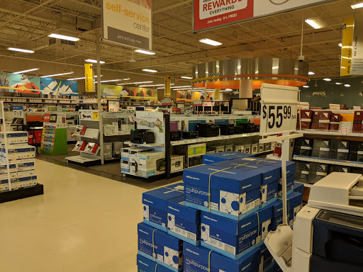 Office Supply Store «OfficeMax», reviews and photos, 500 E Aurora Rd #30, Macedonia, OH 44056, USA