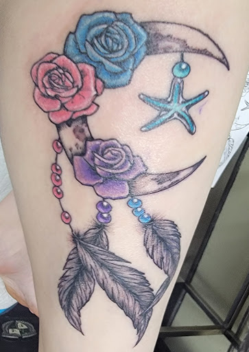 Explore bonsai tree tattoo ideas, creative tattoo ideas in Coral Springs, available at The Levi & Lili Tattoo Company