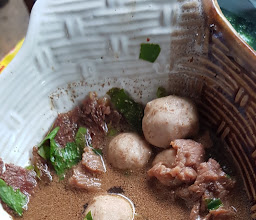 ก๋วยเตี๋ยวเรือยกล้อ photo
