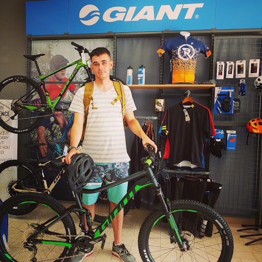 Bicycle Repair Shop «Riverside Bicycle Shop», reviews and photos, 101 N Riverside Dr, Clarksville, TN 37040, USA