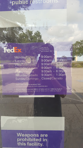 Shipping and Mailing Service «FedEx Ship Center», reviews and photos, 4605 18th St E, Bradenton, FL 34203, USA