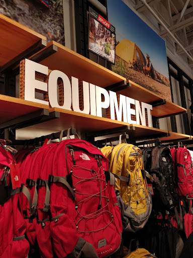 Clothing Store «The North Face Outlet», reviews and photos, 127 Premium Outlets Dr #633, Monroe, OH 45050, USA