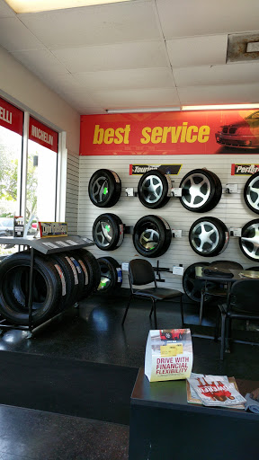 Tire Shop «Tires Plus», reviews and photos, 14411 Biscayne Blvd, North Miami Beach, FL 33181, USA