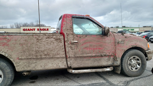 Supermarket «Giant Eagle Supermarket», reviews and photos, 15400 W High St, Middlefield, OH 44062, USA