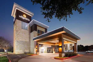 La Quinta Inn & Suites by Wyndham Austin - Cedar Park image