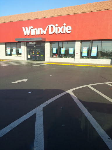 Grocery Store «Winn-Dixie», reviews and photos, 450 E Burleigh Blvd, Tavares, FL 32778, USA