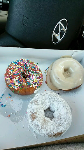 Donut Shop «Duck Donuts», reviews and photos, 409 Pisgah Church Rd, Greensboro, NC 27455, USA