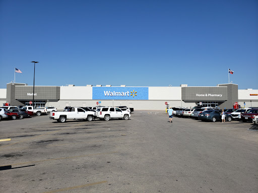 Department Store «Walmart Supercenter», reviews and photos, 800 S Us Hwy 81/287, Decatur, TX 76234, USA