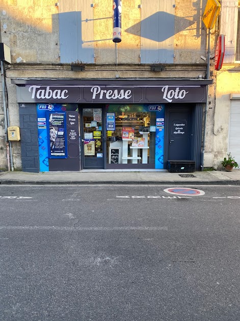 Tabac Presse De Gaulle à Saint-Jean-d'Angély (Charente-Maritime 17)