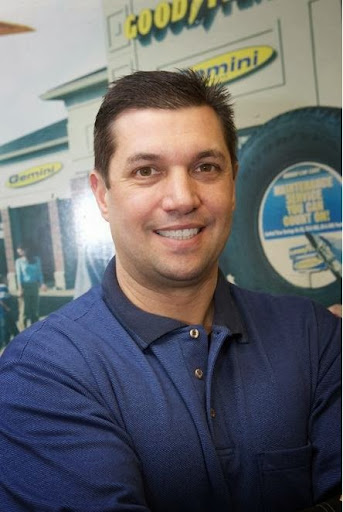 Tire Shop «Levin Tire & Service Center - Highland», reviews and photos, 9500 Indianapolis Blvd, Highland, IN 46322, USA