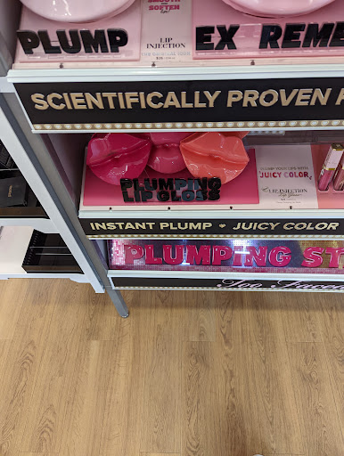 Cosmetics Store «Ulta Beauty», reviews and photos, 1701 Sunrise Hwy, Bay Shore, NY 11706, USA