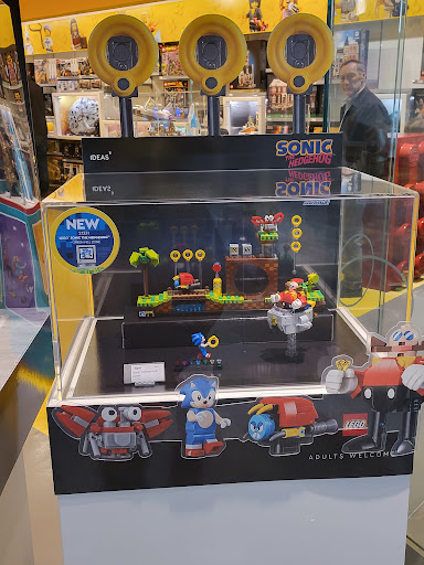 Toy Store «The LEGO Store», reviews and photos, 26300 Cedar Rd, Beachwood, OH 44122, USA