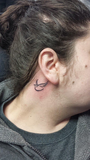 Tattoo Shop «Cry Babies Tattoo & Piercing», reviews and photos, 1830 Chicago Rd, Chicago Heights, IL 60411, USA