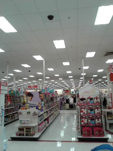 Department Store «Target», reviews and photos, 800 Broadview Village Sq, Broadview, IL 60155, USA