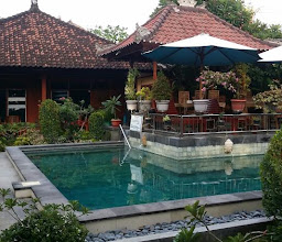 Kesumasari Villa photo