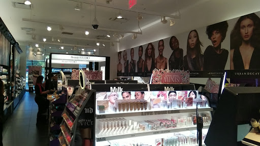 Cosmetics Store «SEPHORA», reviews and photos, 1950 Northern Blvd, Manhasset, NY 11030, USA