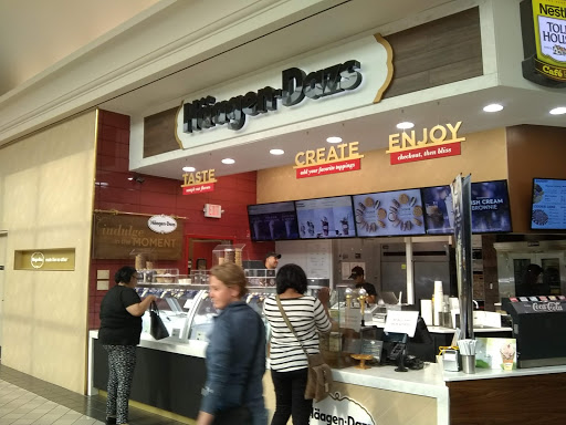 Ice Cream Shop «Haagen-DazsÂ® Ice Cream Shop», reviews and photos, 4400 Sharon Rd, Charlotte, NC 28211, USA