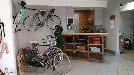 WWR Warsaw Workshop Bicycle service and bicycles