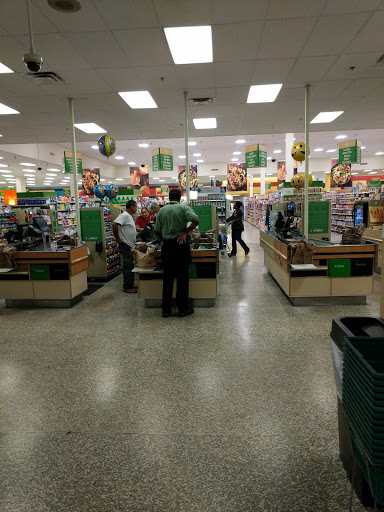 Supermarket «Publix Super Market at Cypress Lake Town Center», reviews and photos, 1297 N State Rd 7, North Lauderdale, FL 33068, USA