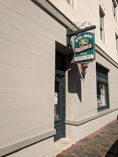 Gift Shop «Artsy Abode at St Augustine», reviews and photos, 41 King St, St Augustine, FL 32084, USA