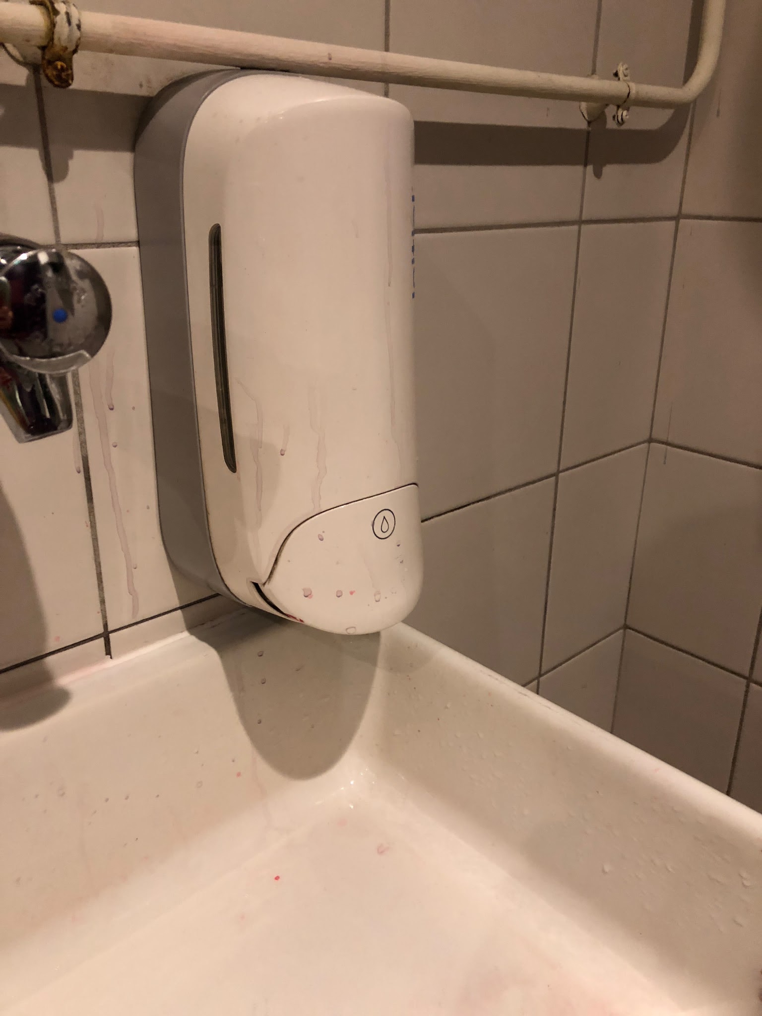 Photo n° 11 de l'avis de YouTube.h fait le 20/03/2018 à 22:48