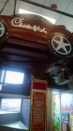 Fast Food Restaurant «Chick-fil-A», reviews and photos, 1002 Edwards Ferry Rd NE, Leesburg, VA 20176, USA