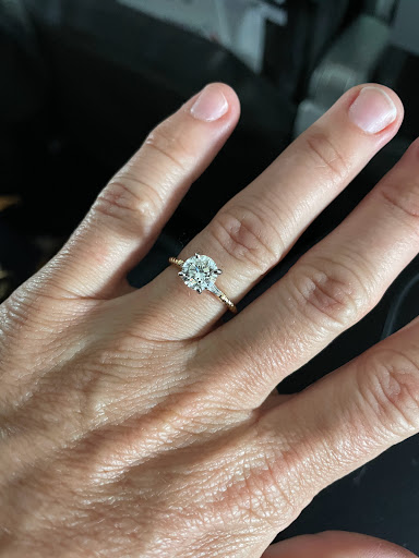 Jewelry Store «Leo Hamel Fine Jewelry & Engagement Ring Store», reviews and photos, 1851 San Diego Ave, San Diego, CA 92110, USA