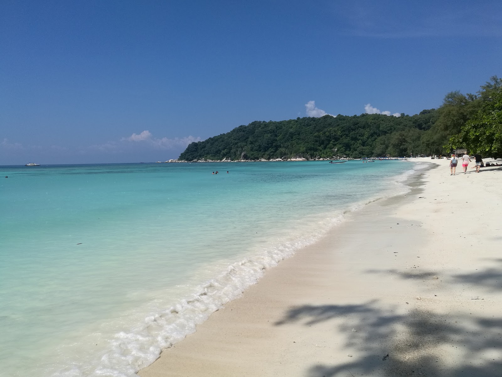 Photo of Perhentian Cabana with long straight shore