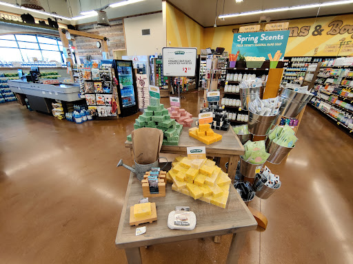 Grocery Store «Fresh Thyme Farmers Market- Apple Valley MN», reviews and photos, 14880 Florence Trail, Apple Valley, MN 55124, USA