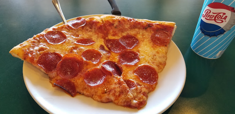 #4 best pizza place in Surprise - Ray's Pizza