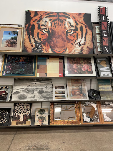 Donations Center «Pinnacle Peak Goodwill Retail Store & Donation Center», reviews and photos