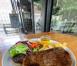 Baron Ndut's Steaks & Burgers Banyuwangi photo