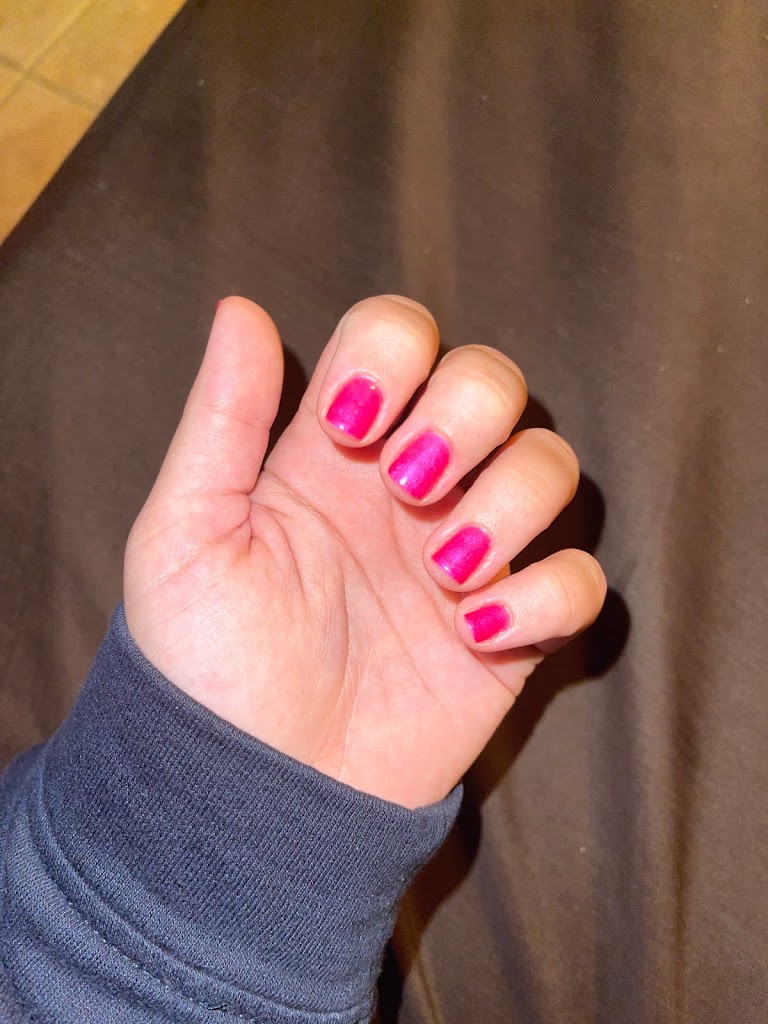 Lynne's Nails 02476