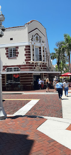 Cigar Shop «The World Famous Cigar Bar», reviews and photos, 1502 Hendry St, Fort Myers, FL 33901, USA