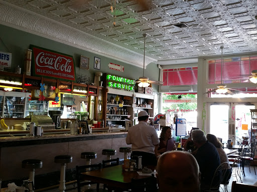 General Store «Mast General Store Hendersonville», reviews and photos, 527 N Main St, Hendersonville, NC 28792, USA