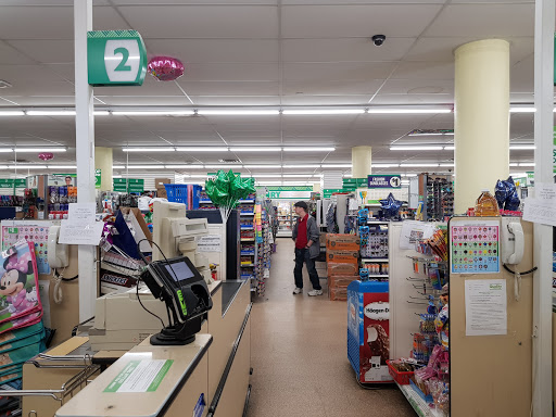 Dollar Store «Dollar Tree», reviews and photos, 3909 Queens Blvd, Sunnyside, NY 11104, USA