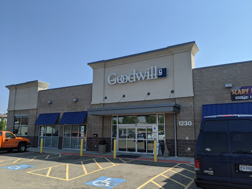 Goodwill North Canton, 950 S Main St, North Canton, OH 44720, Thrift Store