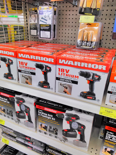 Hardware Store «Harbor Freight Tools», reviews and photos, 2418 Commercial Way, Spring Hill, FL 34606, USA