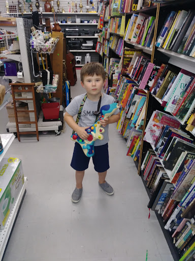 Shopping Mall «North End Shopping Center», reviews and photos, 1300 N Charlotte St, Pottstown, PA 19464, USA