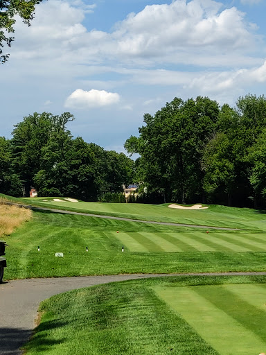 Golf Course «Fresh Meadow Country Club», reviews and photos, 255 Lakeville Rd, Lake Success, NY 11020, USA