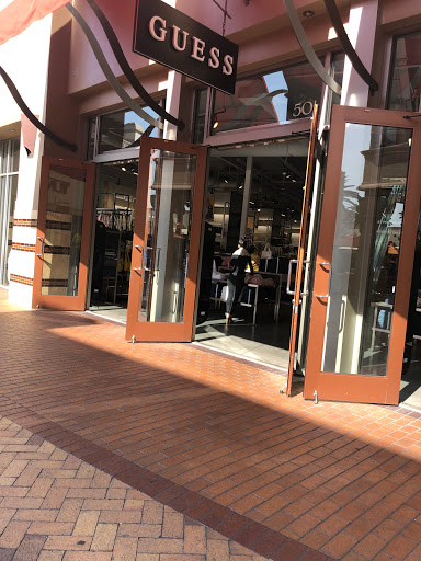 Clothing Store «GUESS Factory», reviews and photos, 100 Citadel Dr Suite 600, Commerce, CA 90040, USA